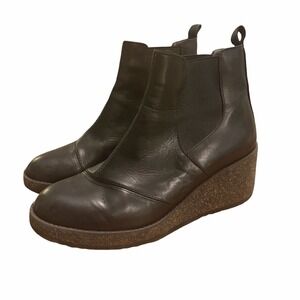 Aertrex Women's Black Leather Wedge Chelsea Dawn Boots Size 10